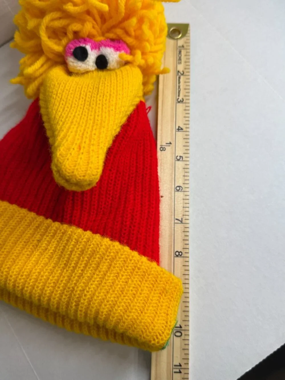 SESAME STREET Beanie Yellow BIG BIRD WINTER BEANIE Youth Vintage GUC Red Yellow